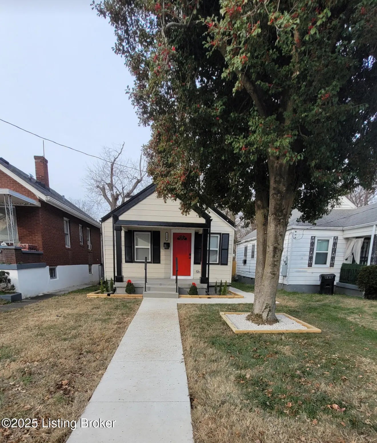 Photo of Listing #1702958