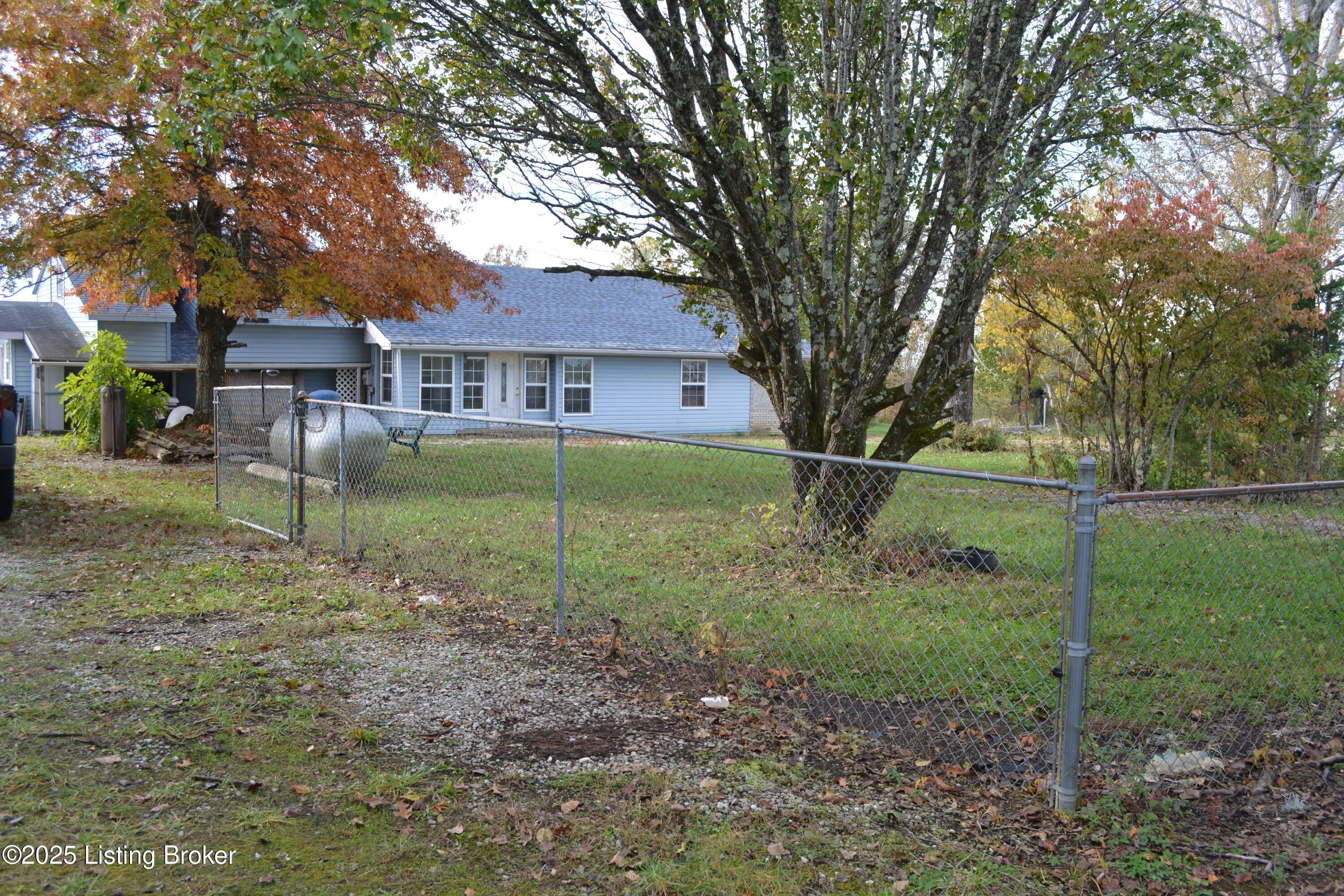 Photo of Listing #1702931