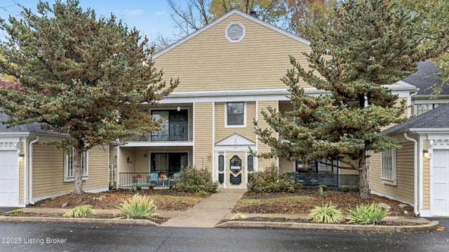 818 Washburn Ave Apt 1-a, Louisville