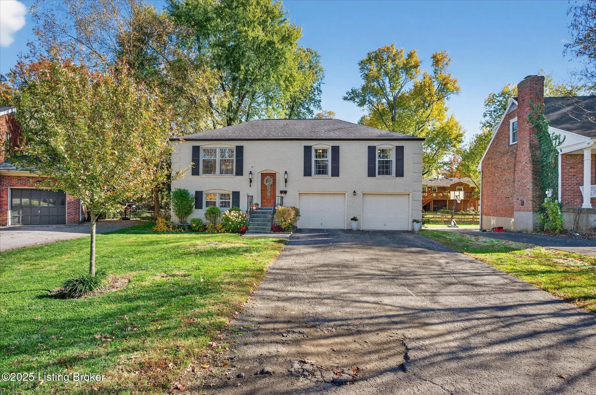 Photo of Listing #1703105