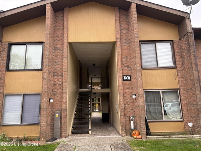 7008 Wildwood Cir 63, Louisville