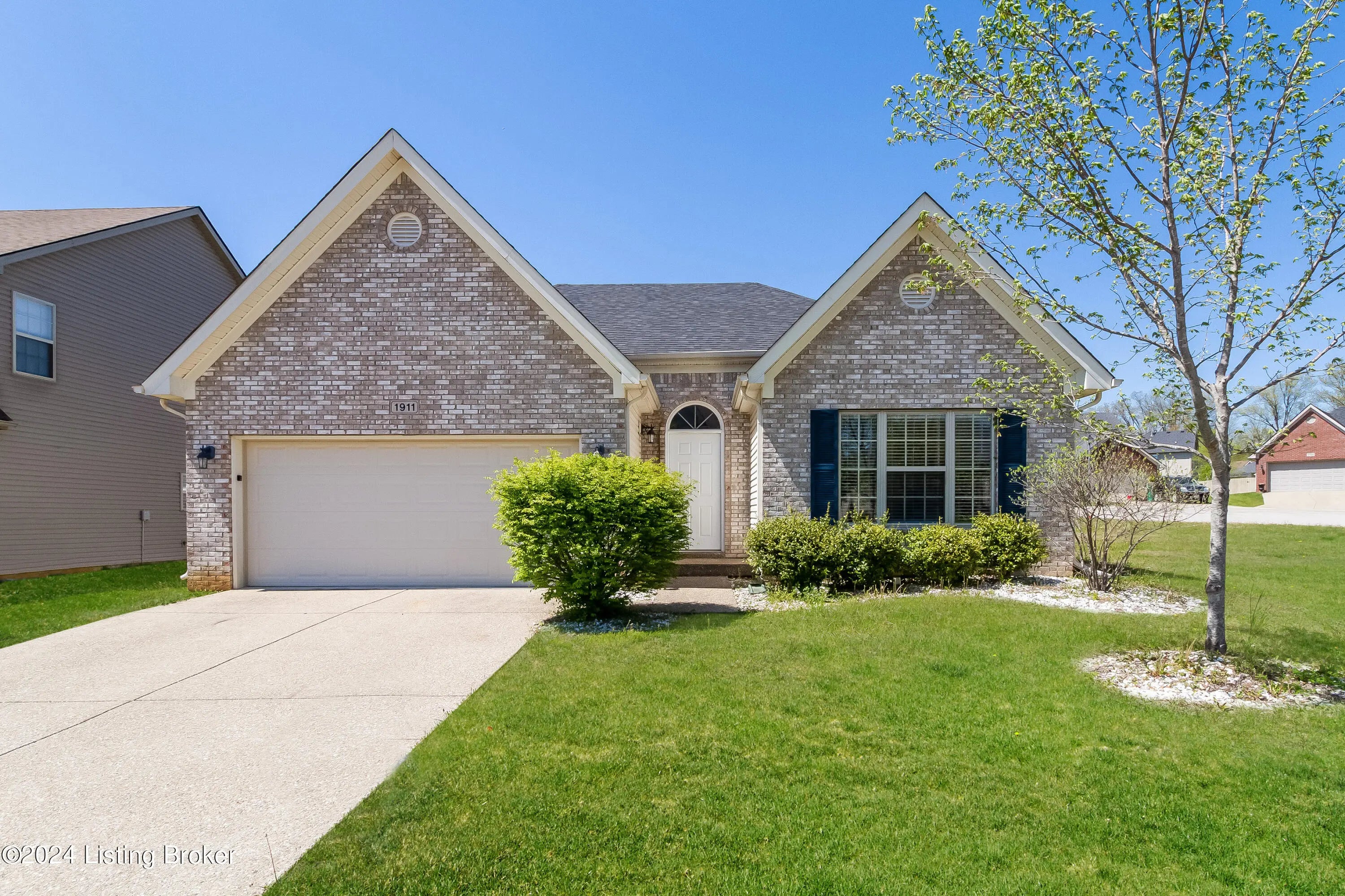 Photo of Listing #1703064