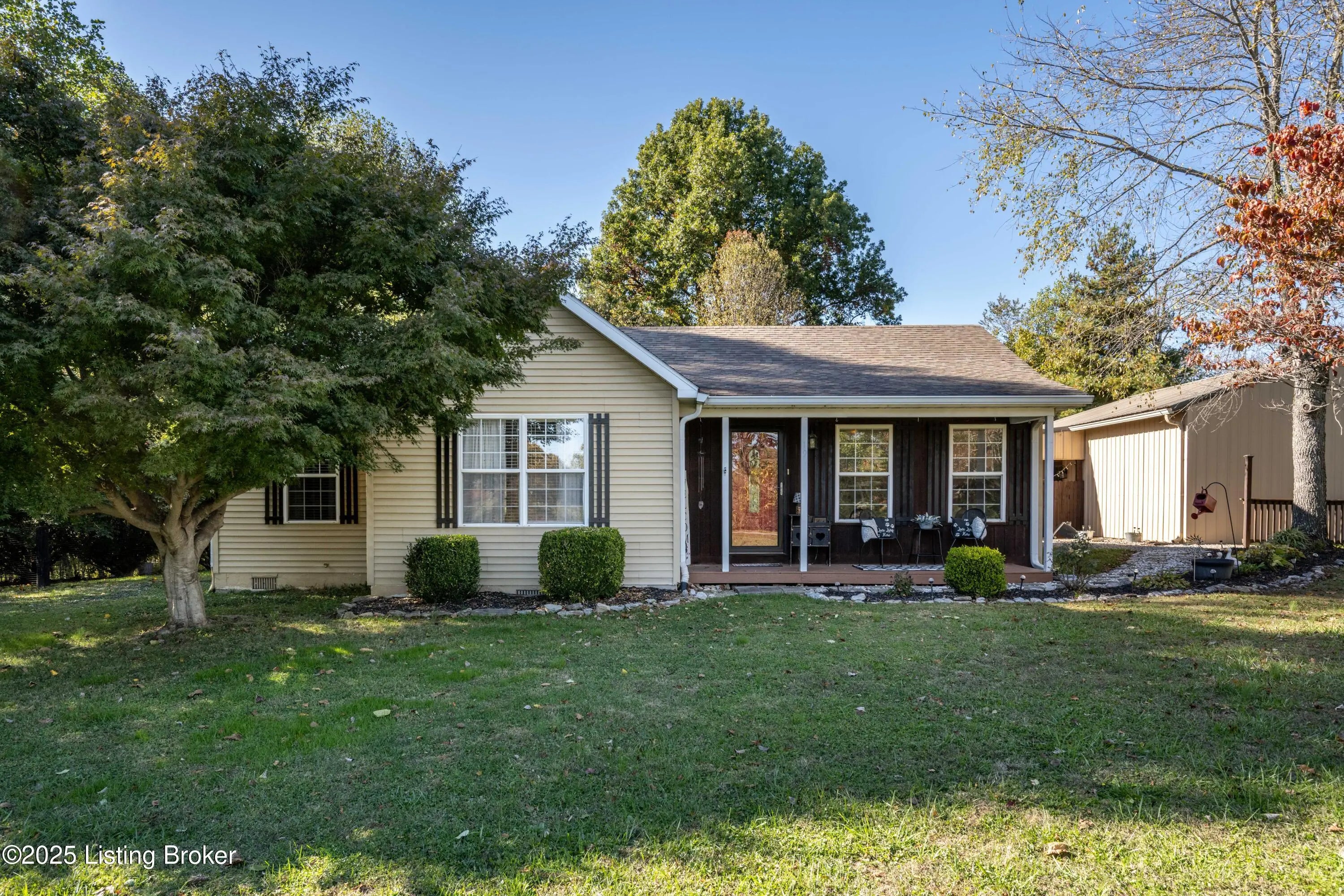 Photo of Listing #1703465