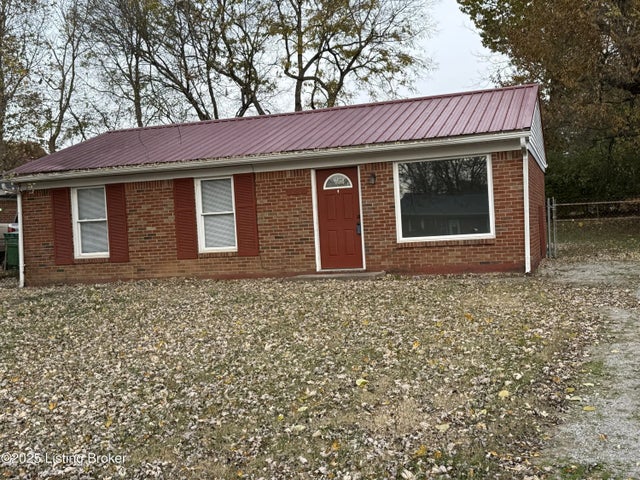 160 Dewberry Rd, Louisville