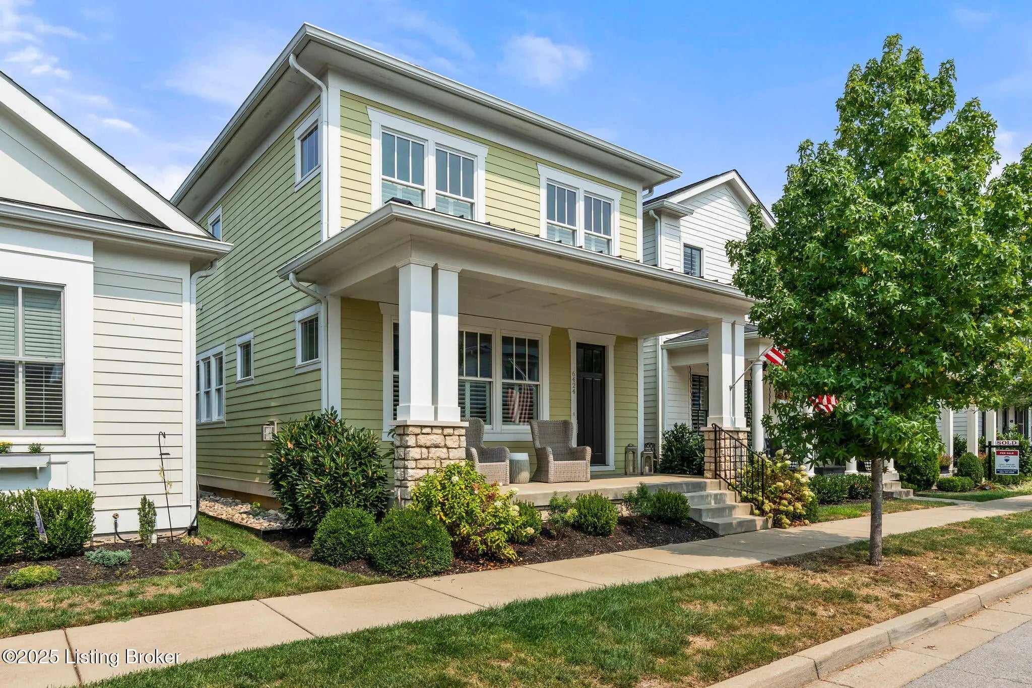 Photo of Listing #1703236