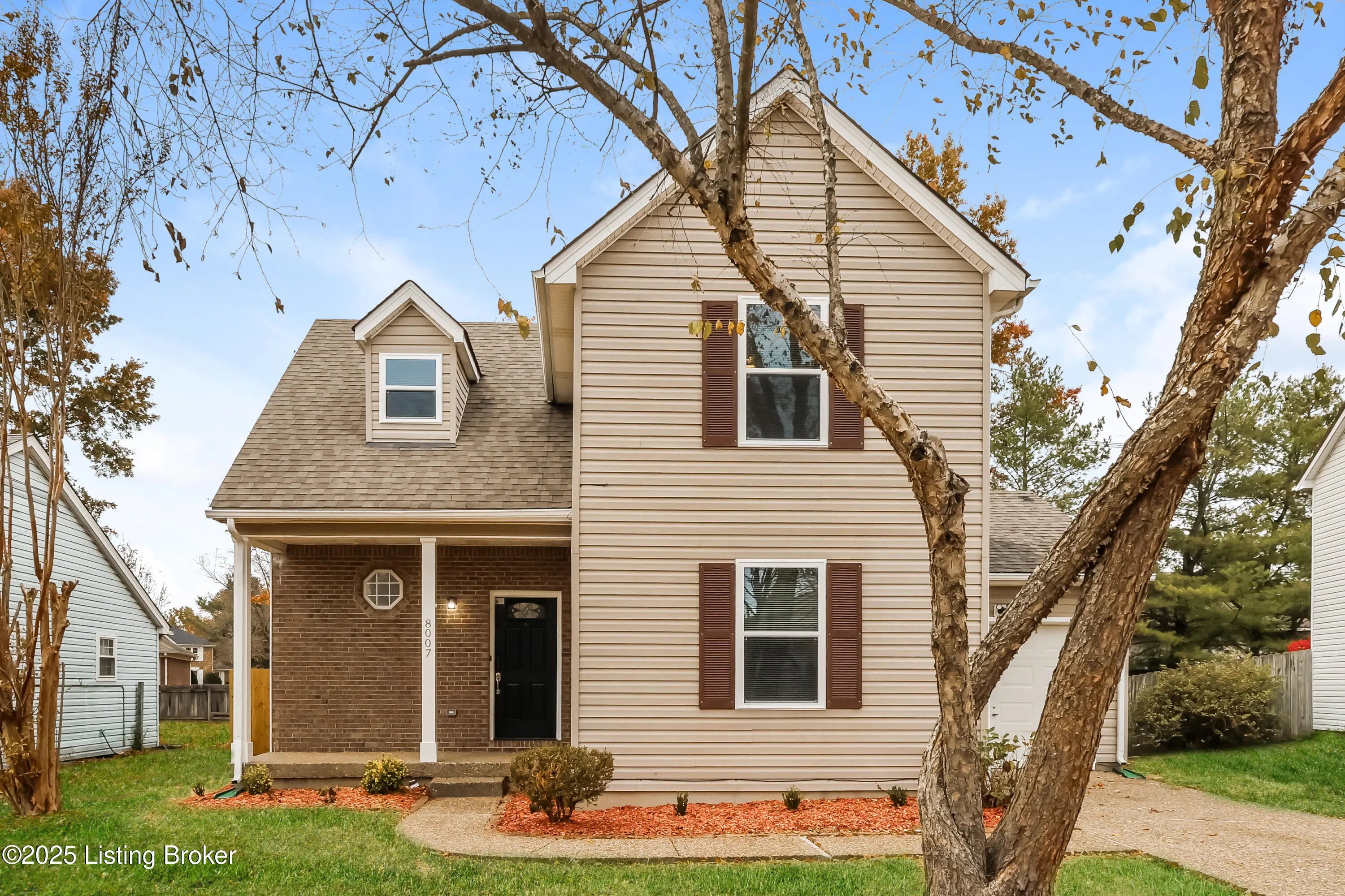 Photo of Listing #1703187