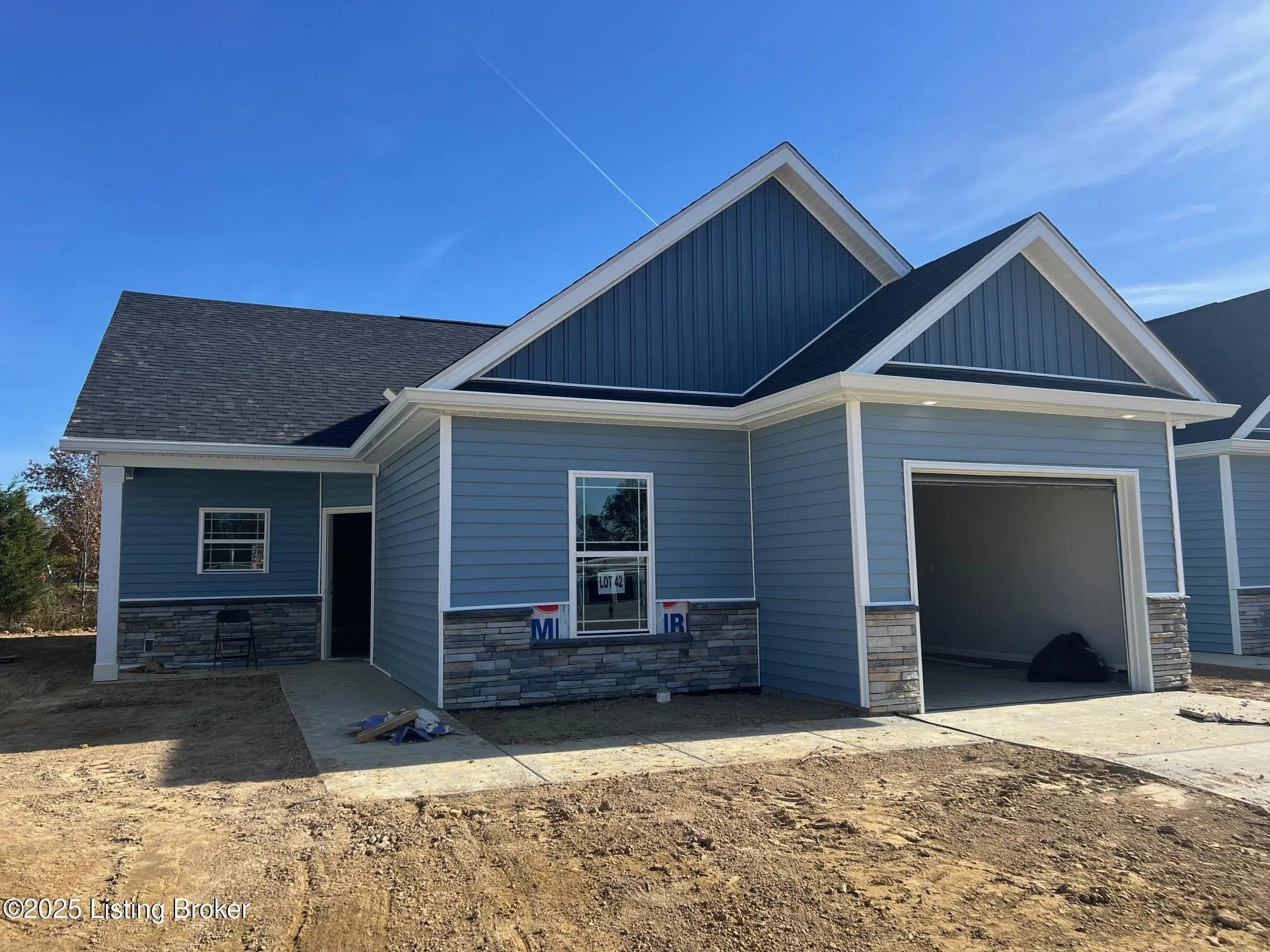 Photo of Listing #1703203