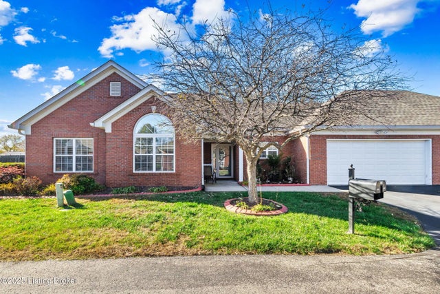 9601 Mcneely Lake Dr, Louisville