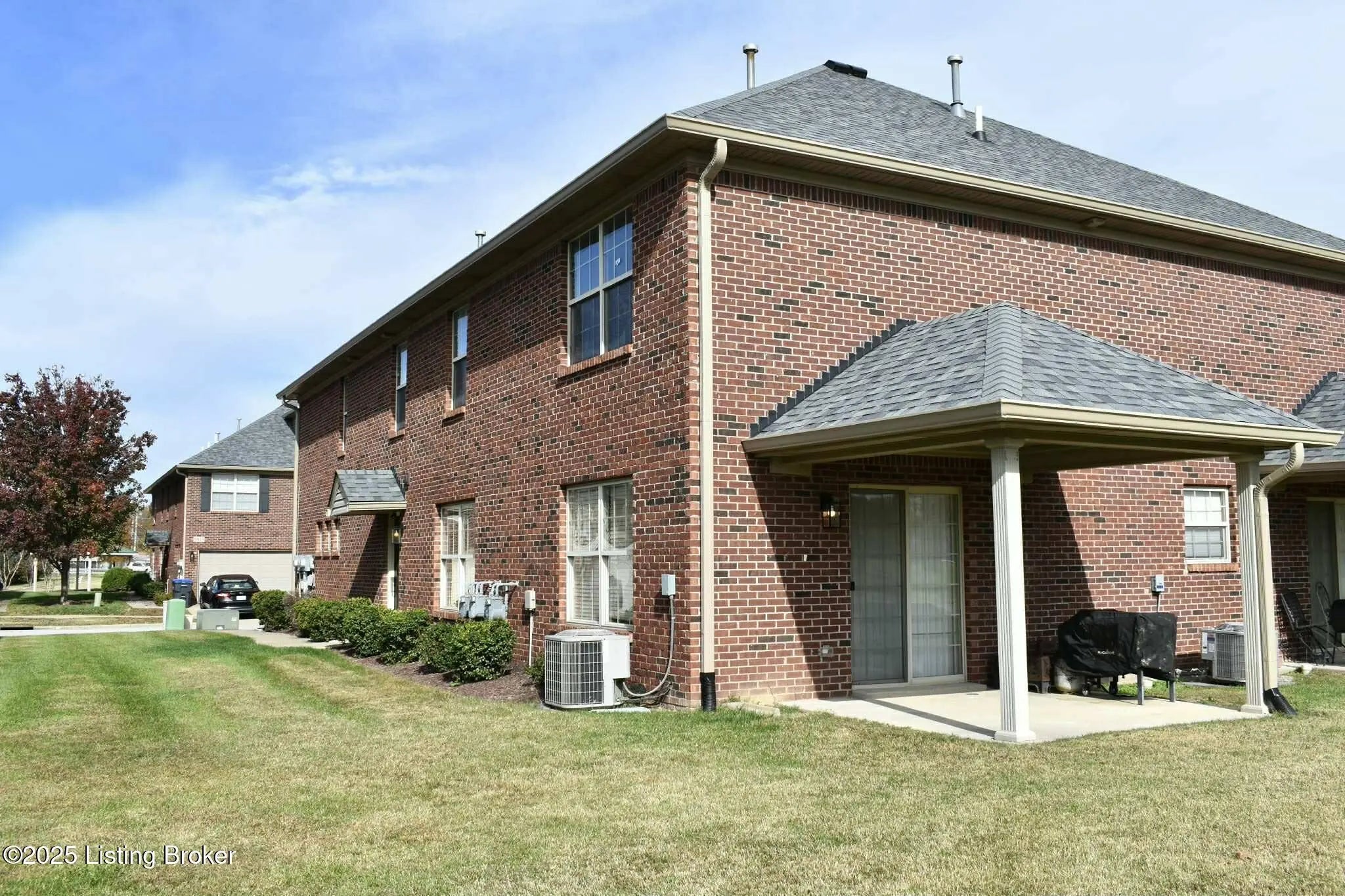 Photo of Listing #1703214