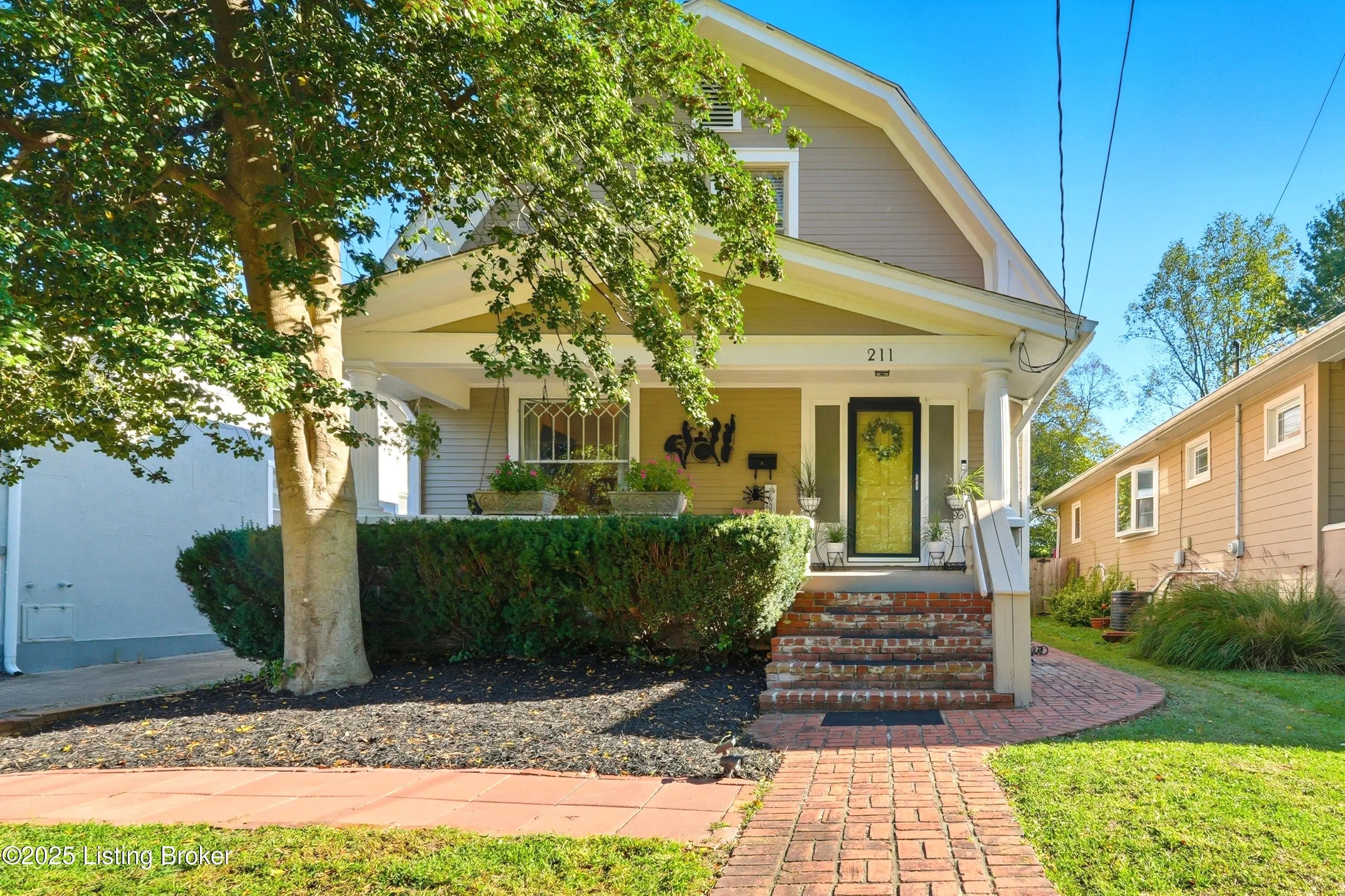 Photo of Listing #1703234