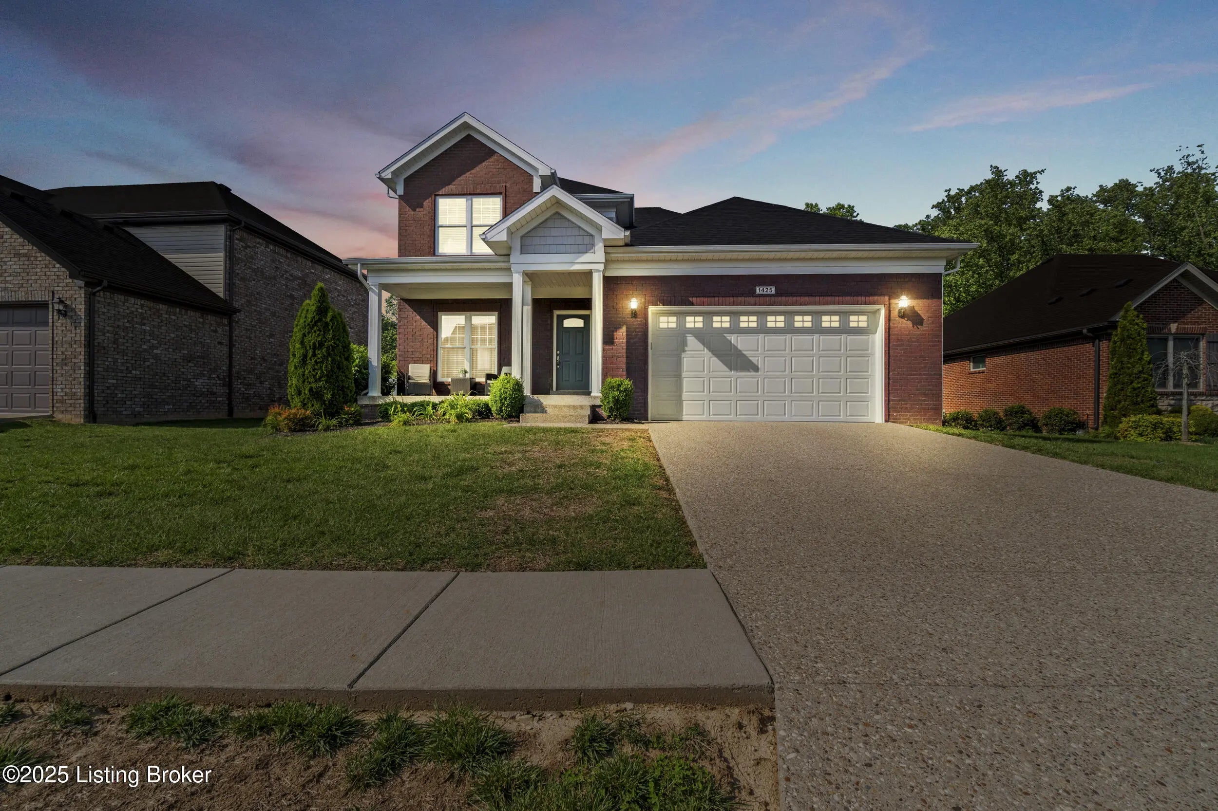 Photo of Listing #1703309