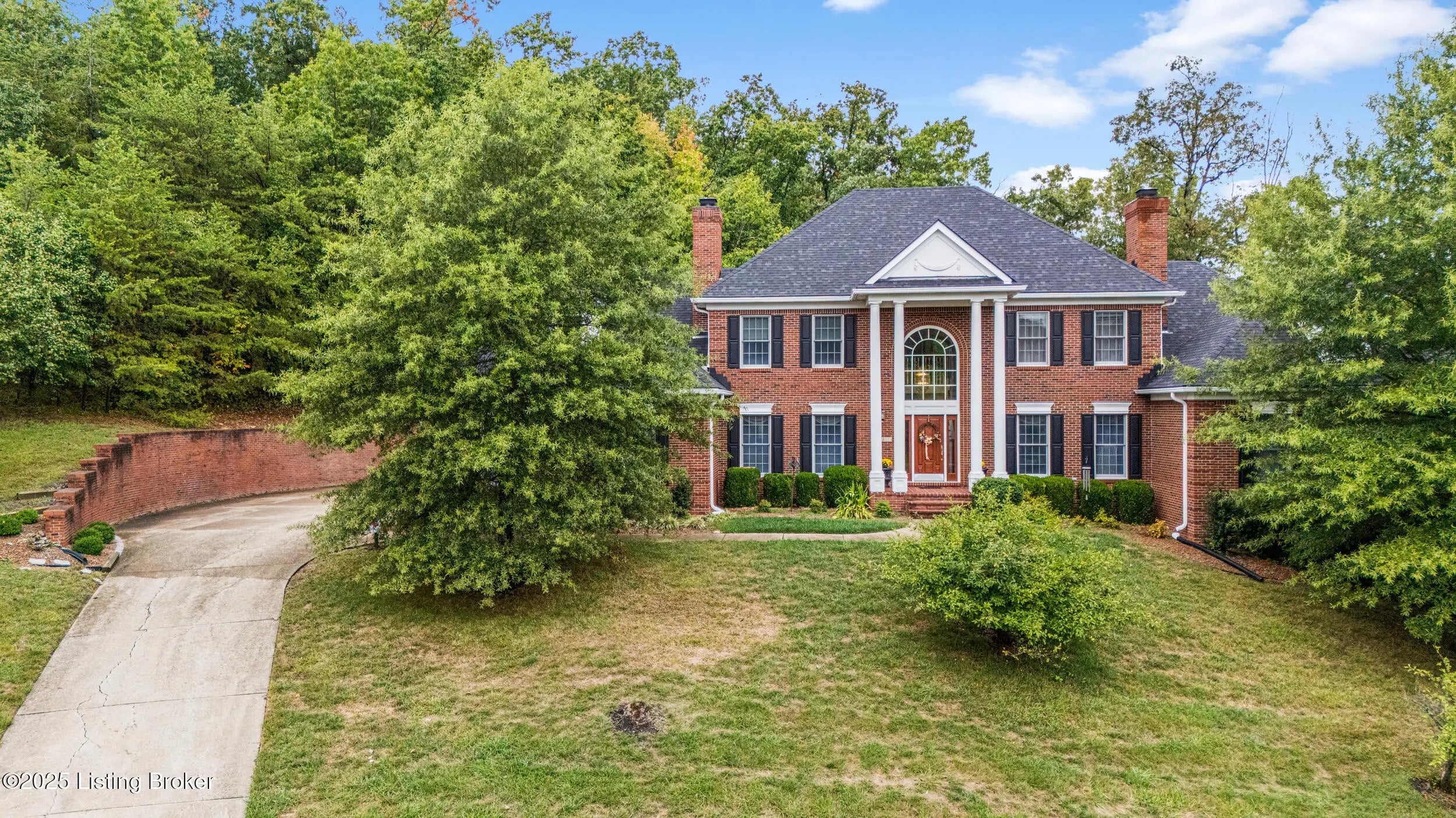 Photo of Listing #1703357