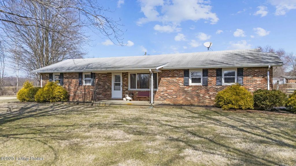 6734 N Sr 7, Madison