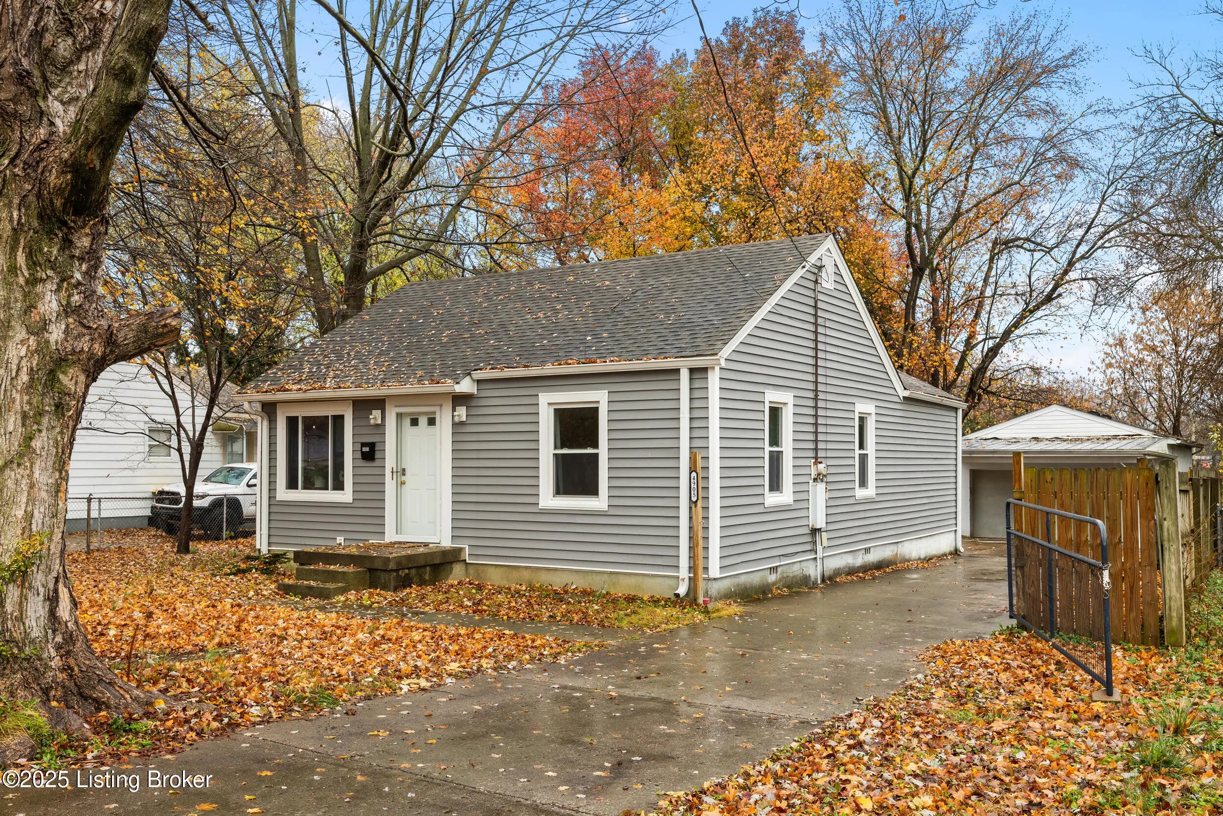 Photo of Listing #1703449