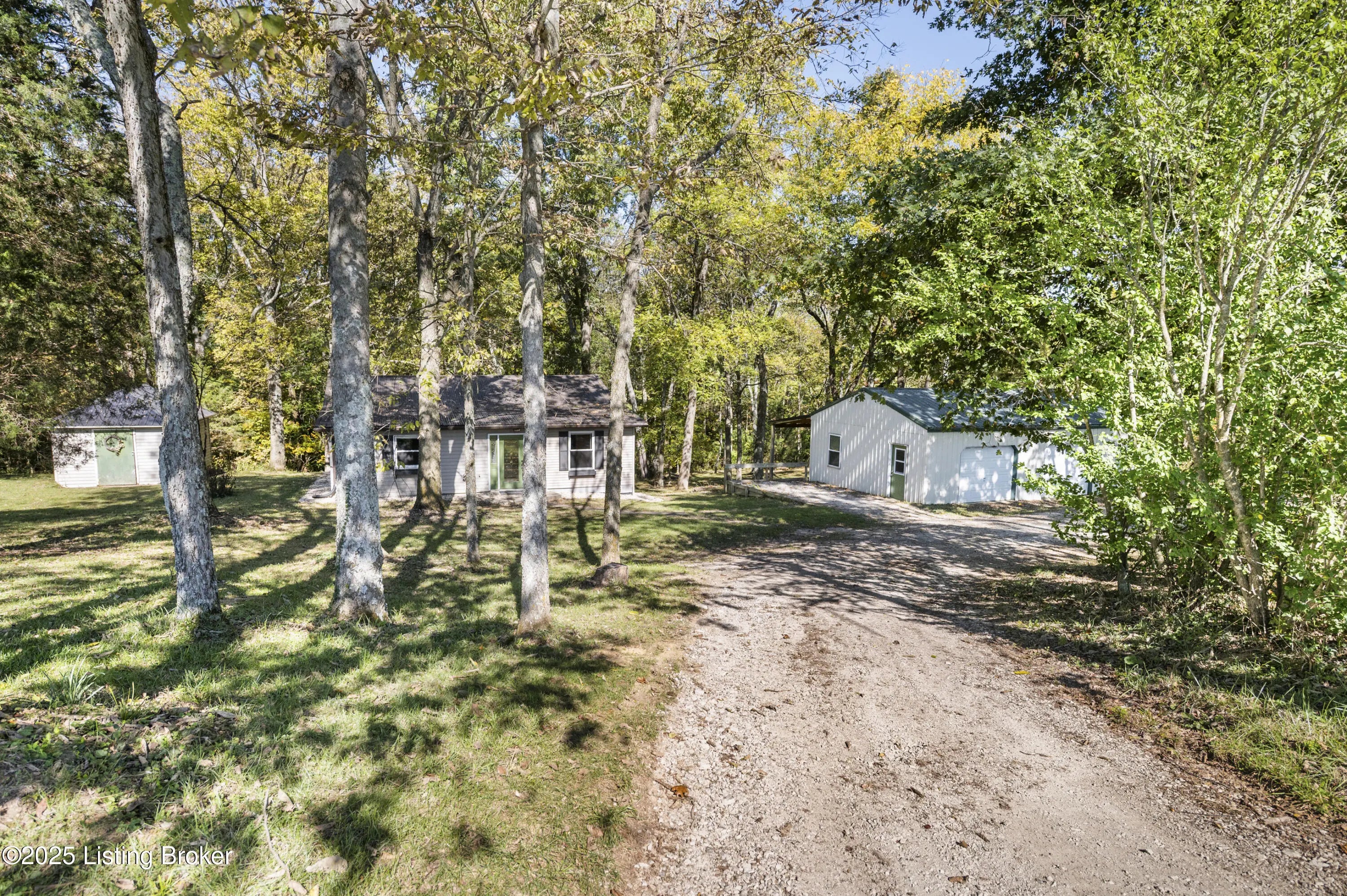 Photo of Listing #1704207