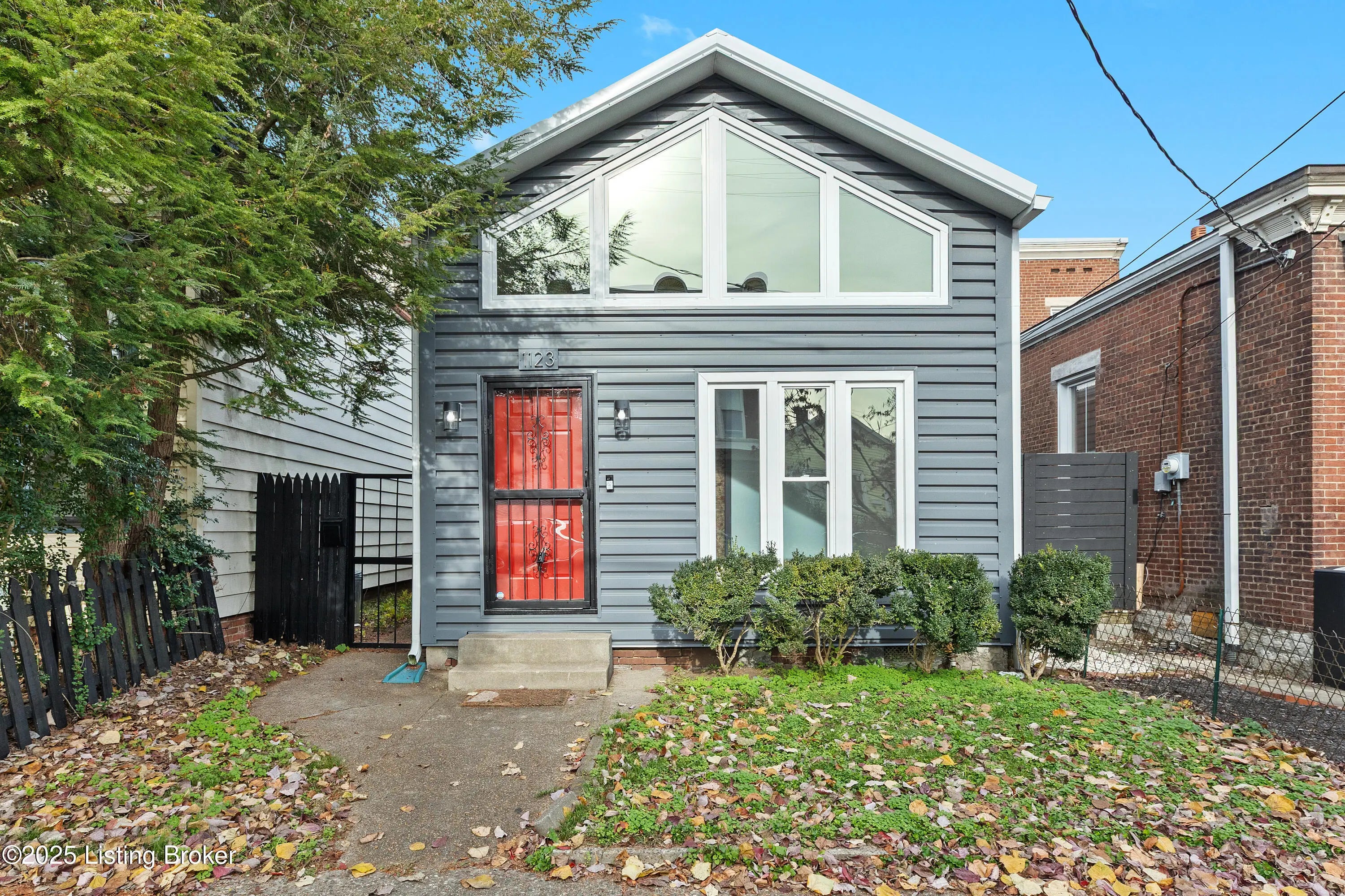 Photo of Listing #1703546