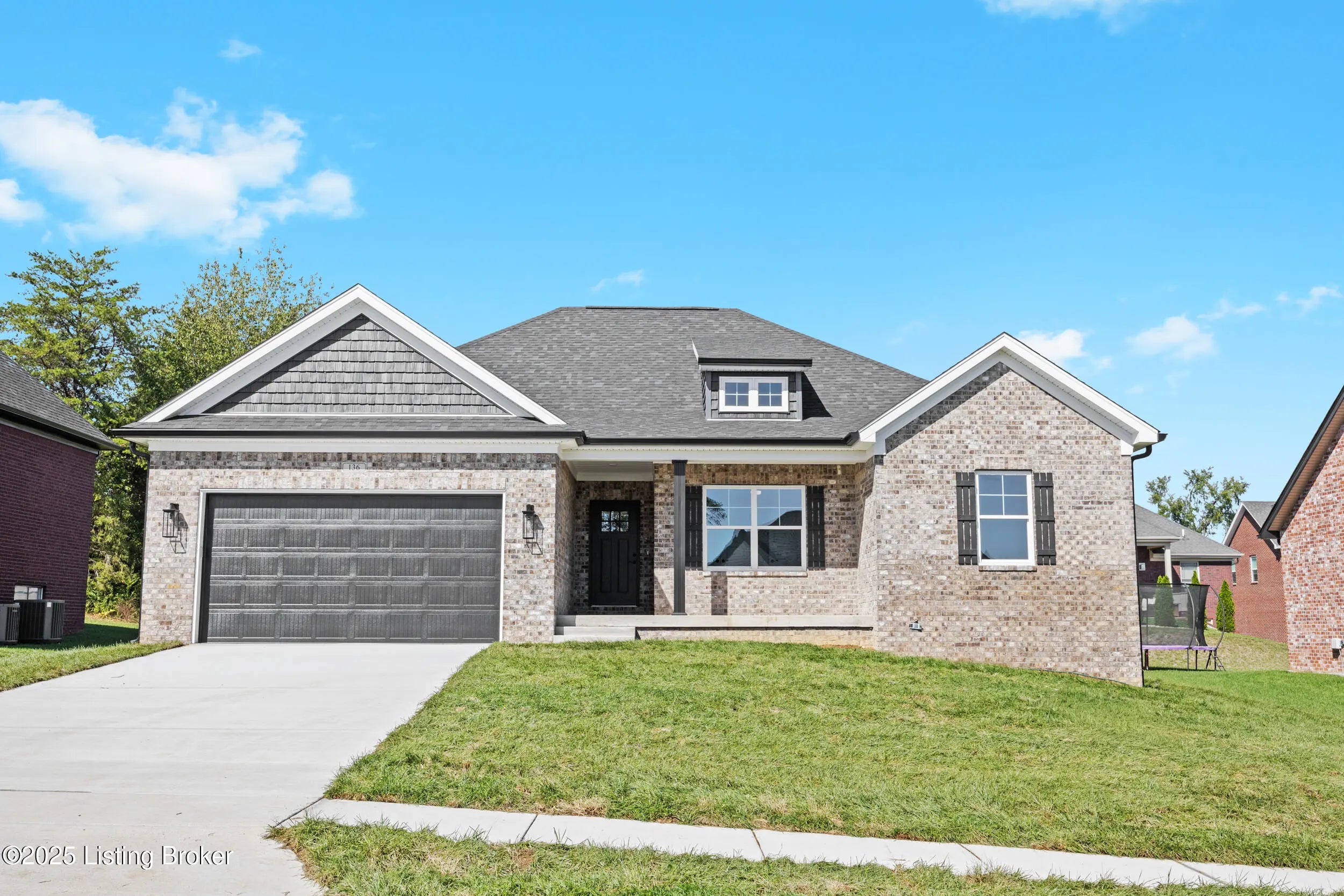 Photo of Listing #1703607