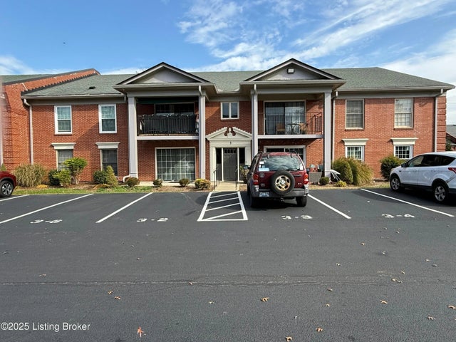 3 Dupont Way, Louisville