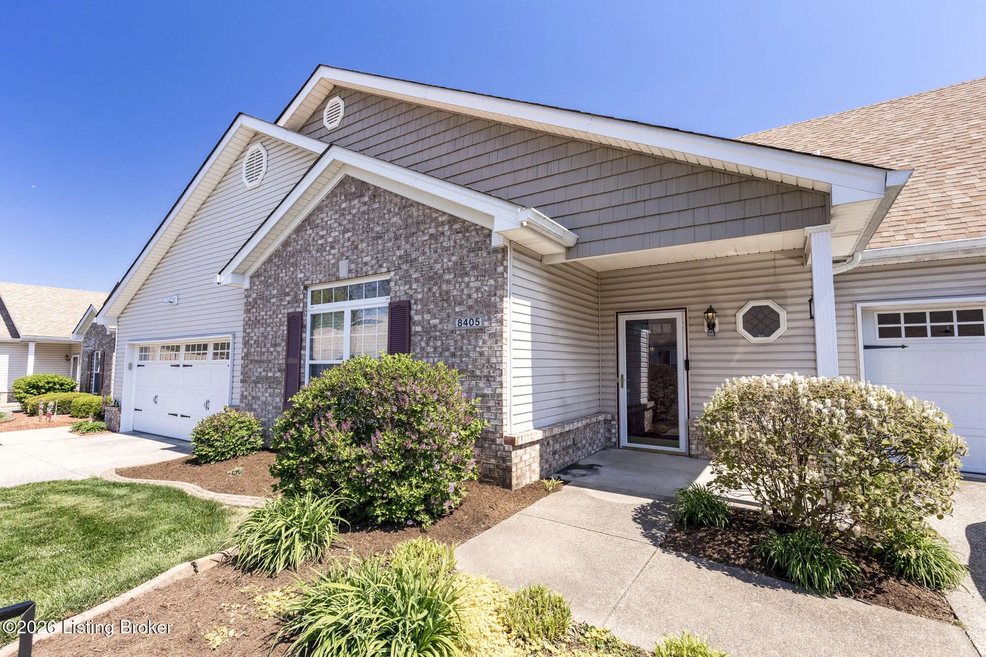 Photo of Listing #1703767