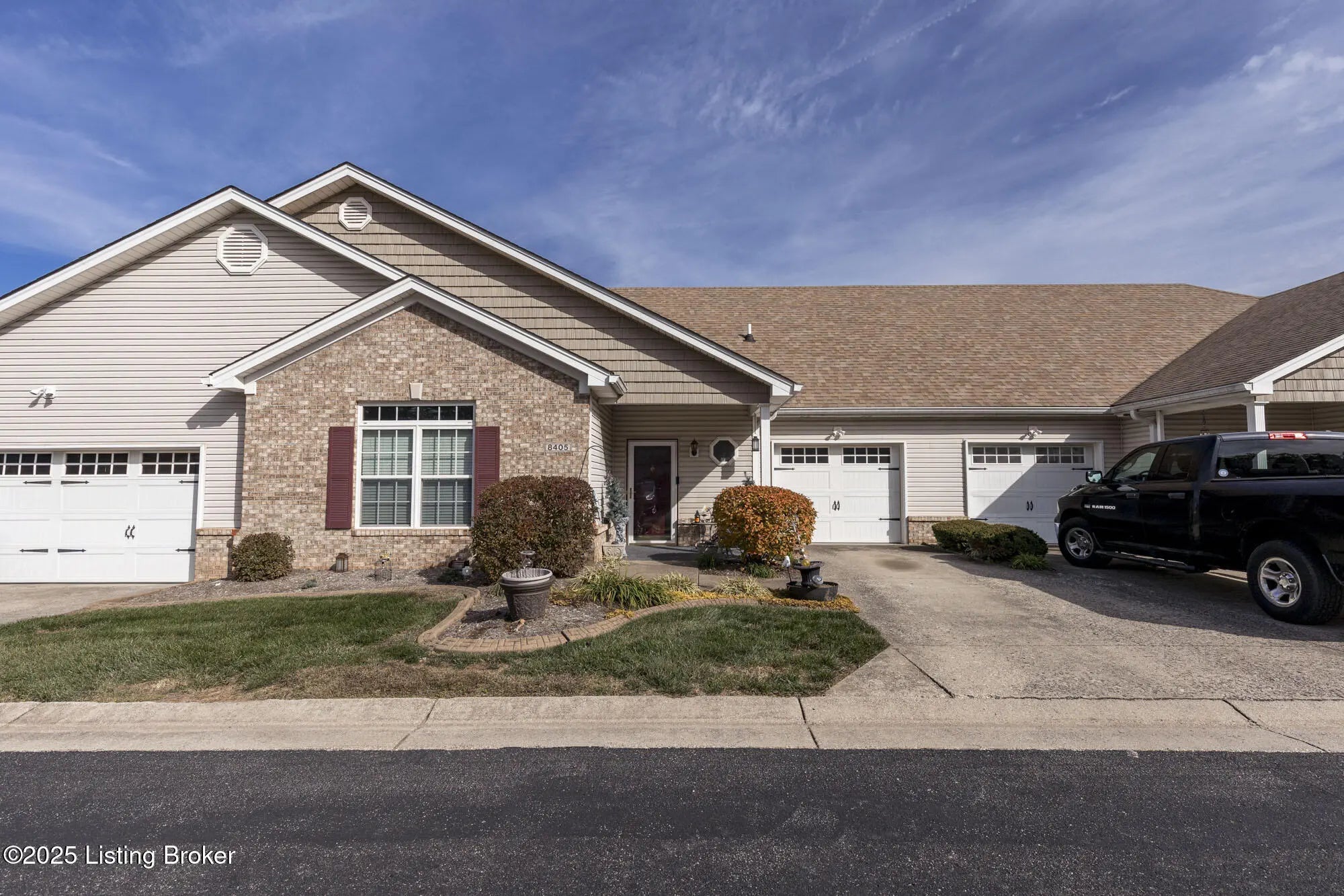 Photo of Listing #1703767