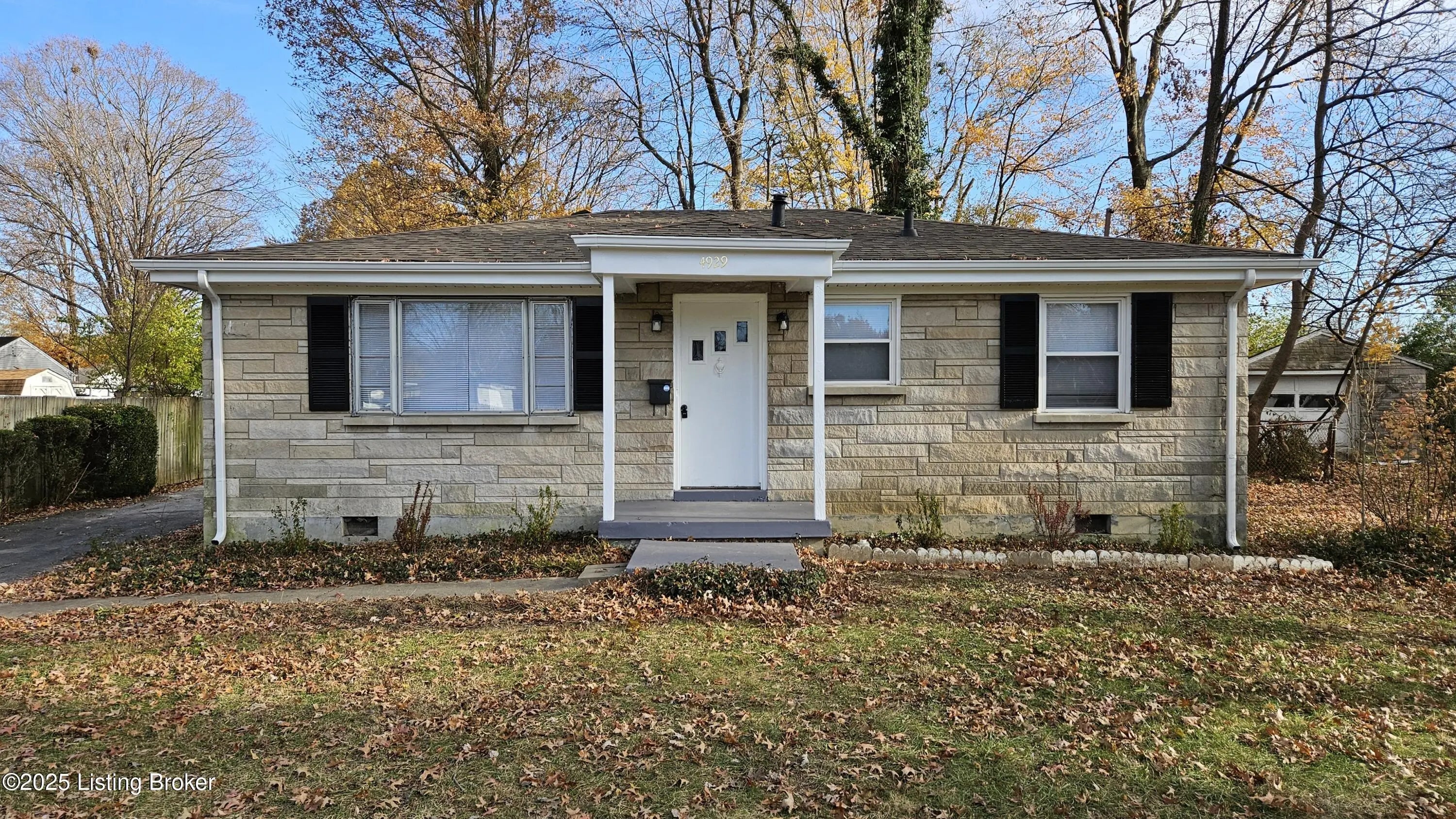 Photo of Listing #1703620