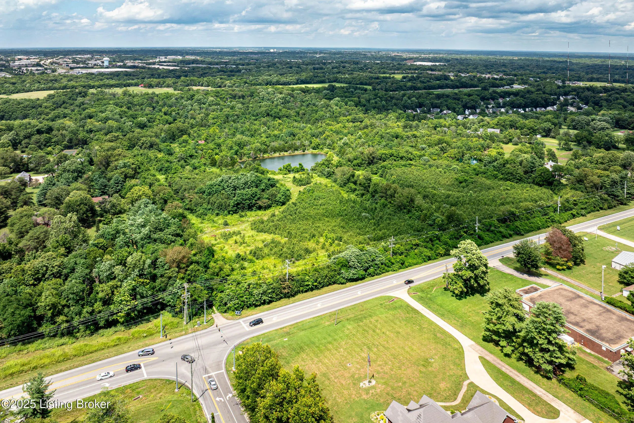 Photo of Listing #1703656