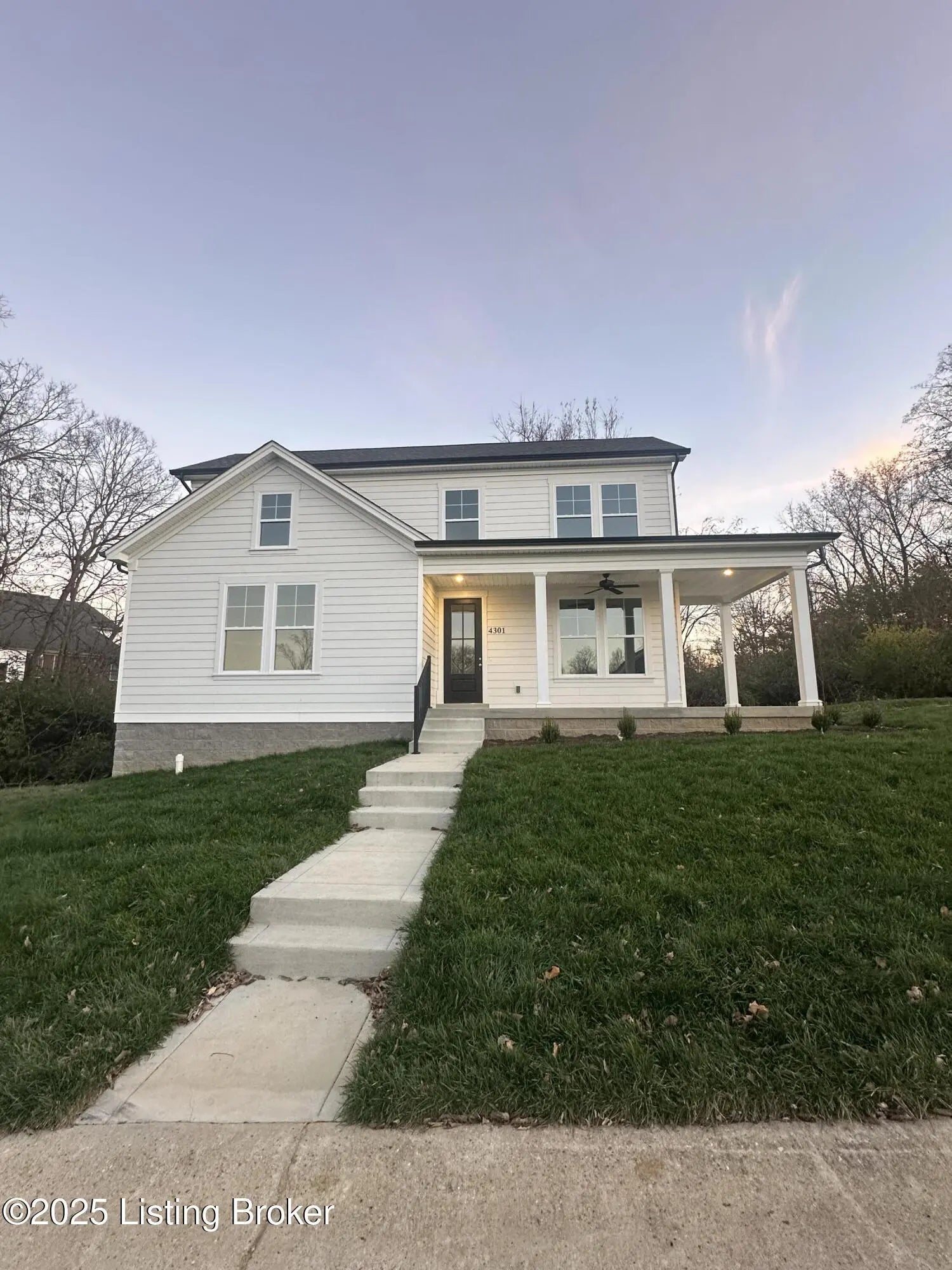 Photo of Listing #1703792