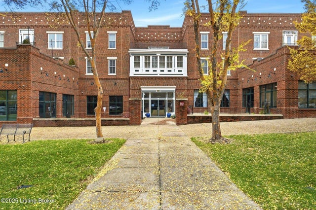 10619 Meeting St 212, Prospect