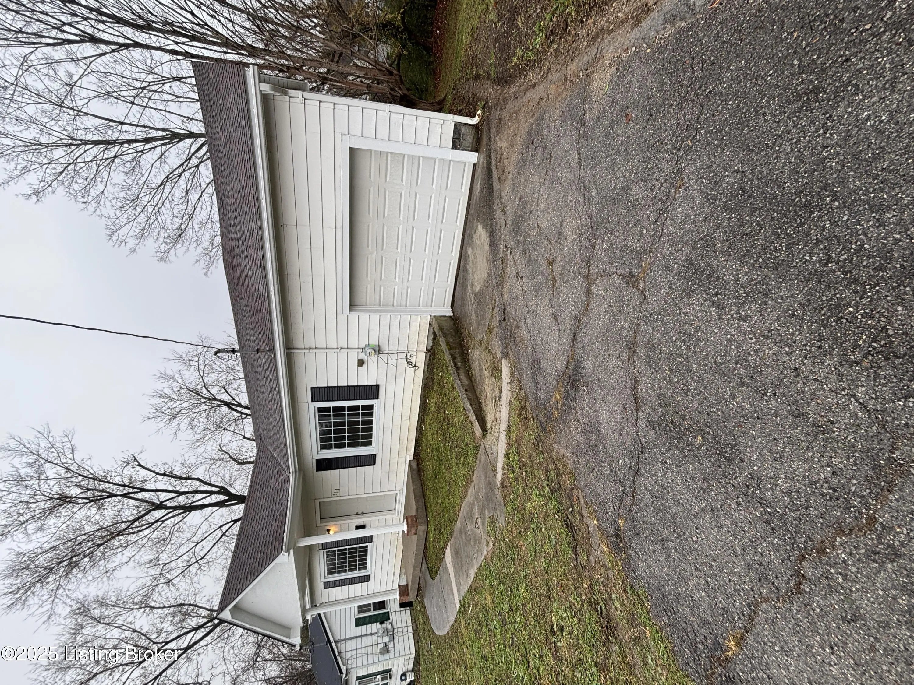 Photo of Listing #1703802