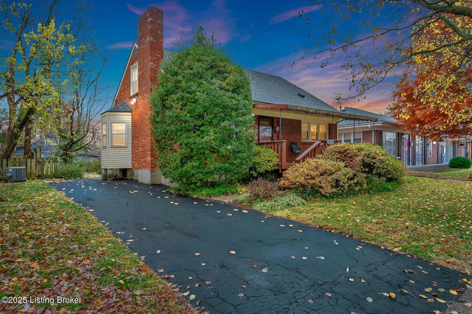 Photo of Listing #1703897