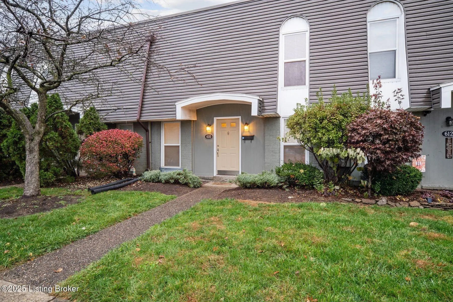 Photo of Listing #1703956