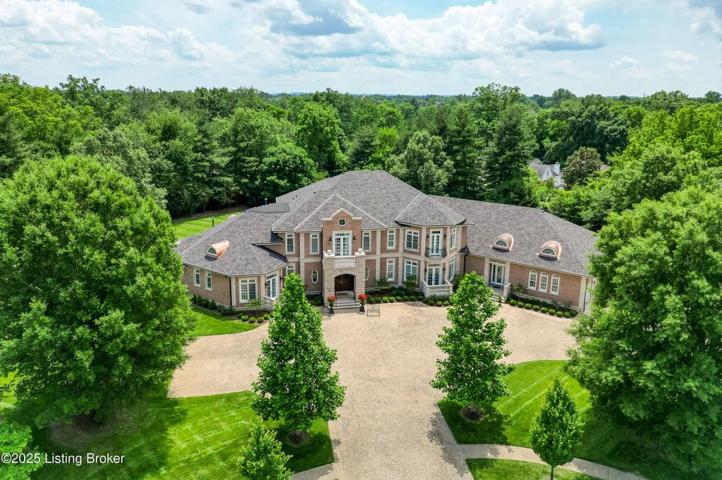 203 Waterleaf Way, Louisville