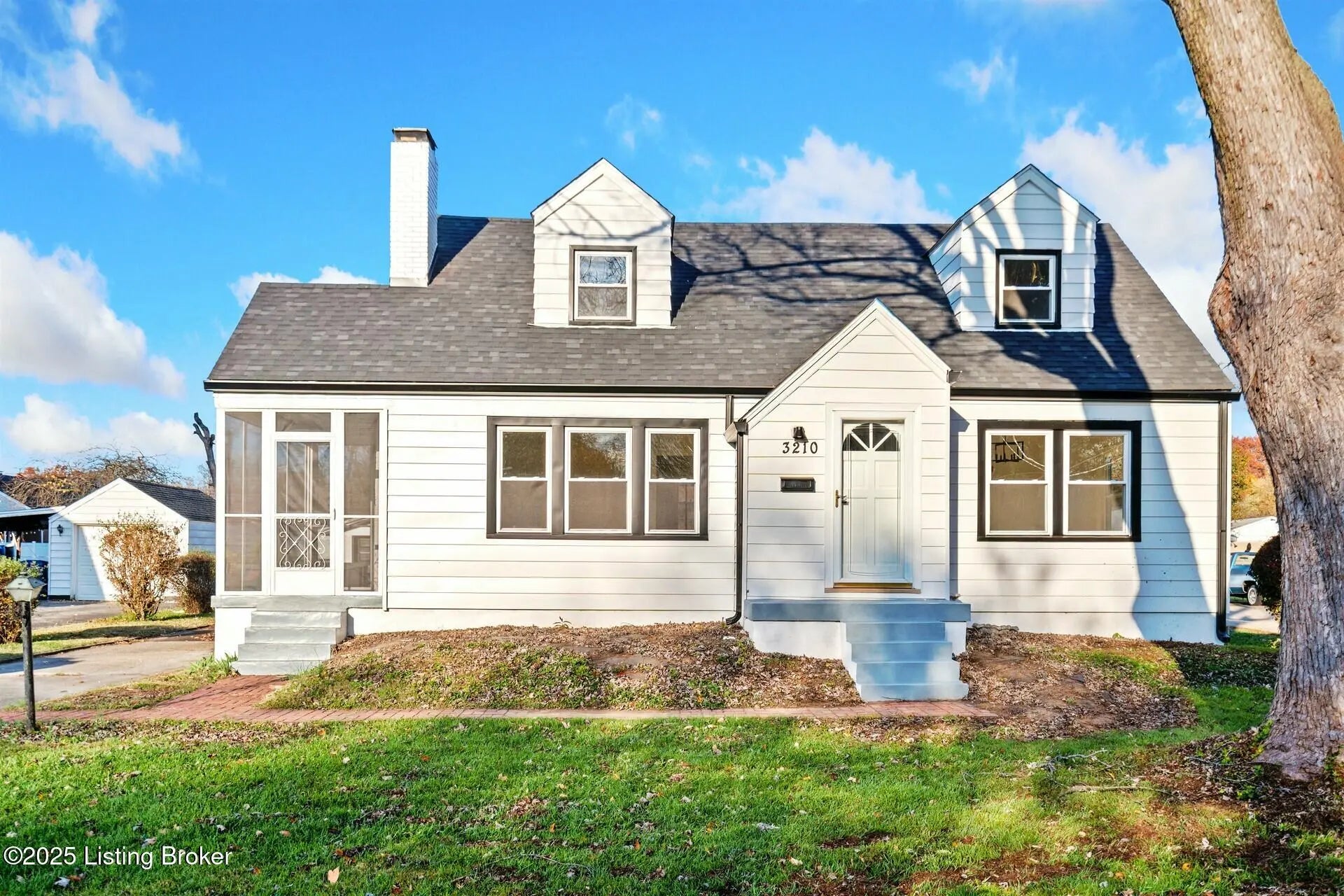 Photo of Listing #1703977