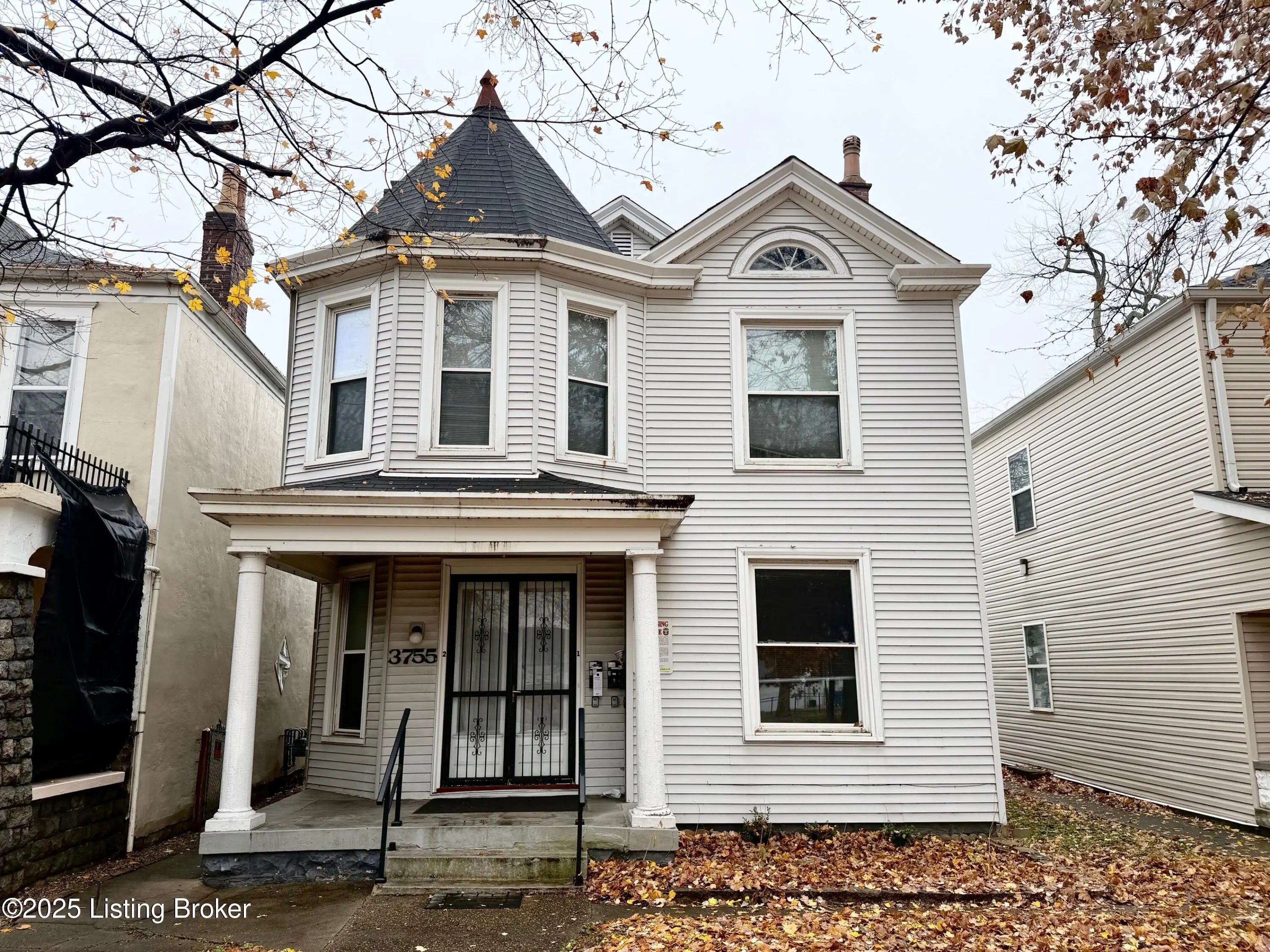 Photo of Listing #1703981