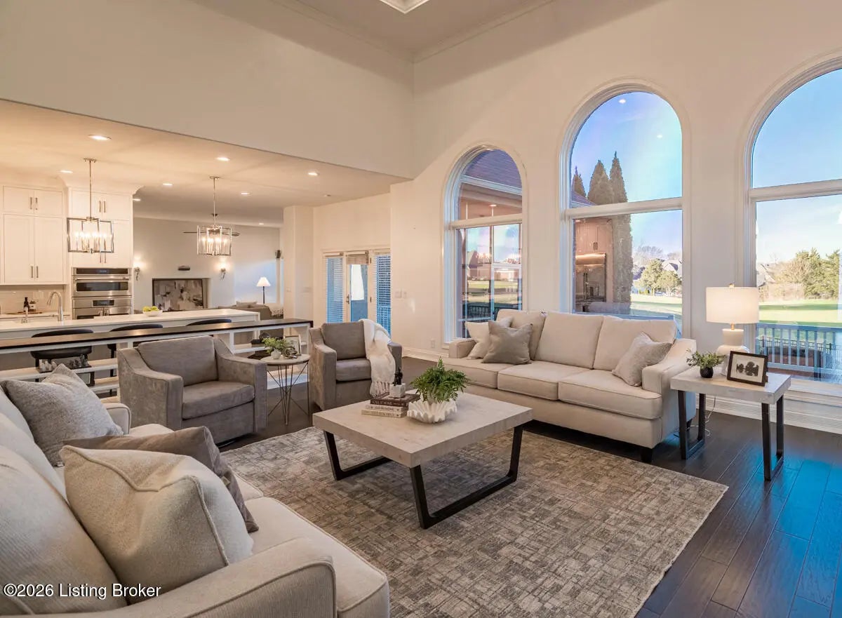 Photo of Listing #1703989