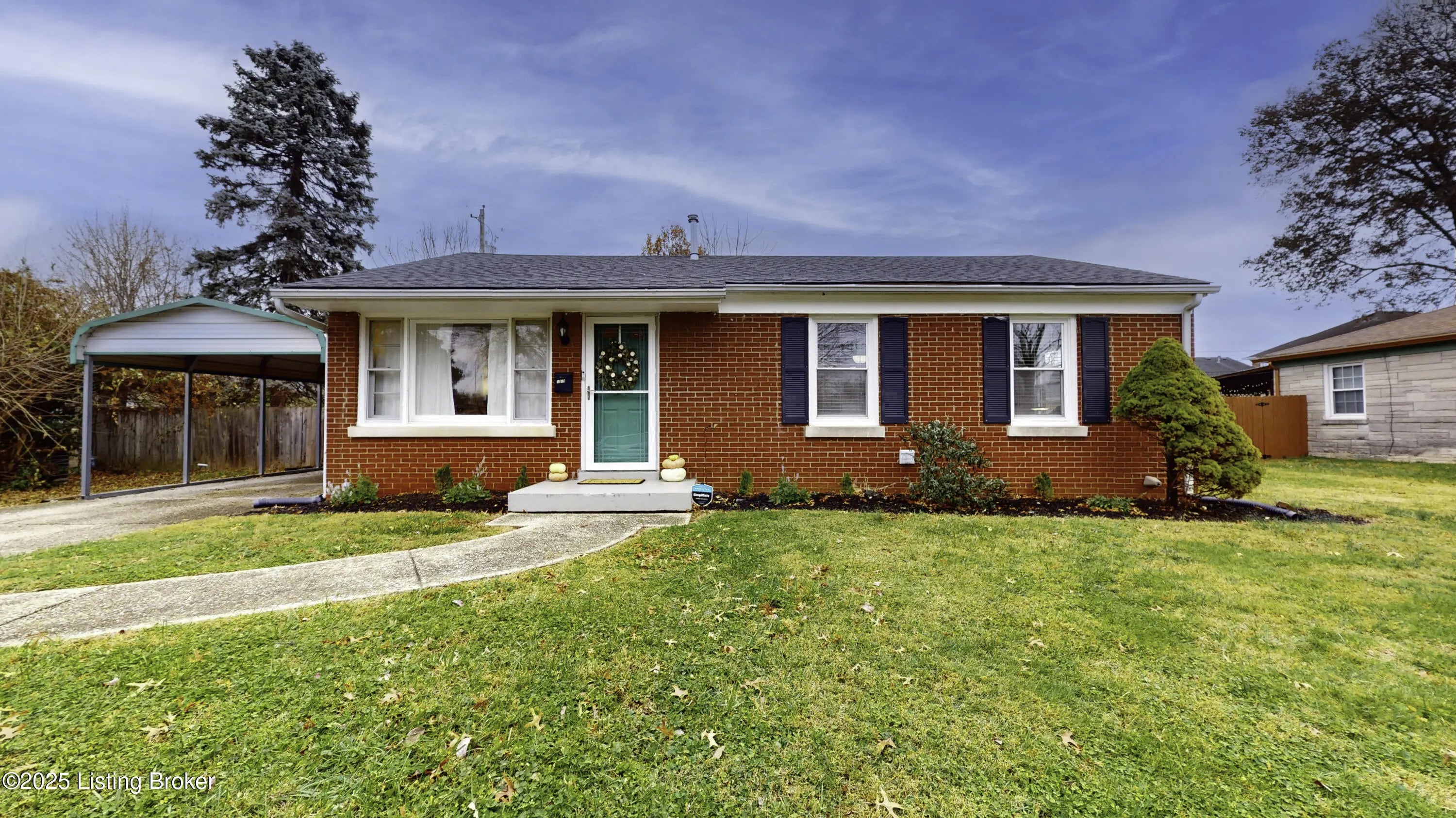 Photo of Listing #1704361