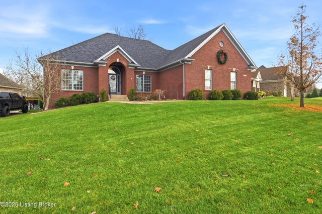 623 Davenport Dr, Louisville