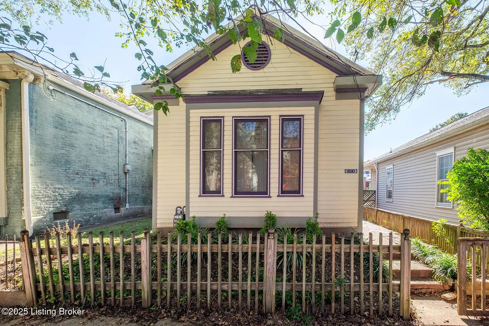 Photo of Listing #1704159