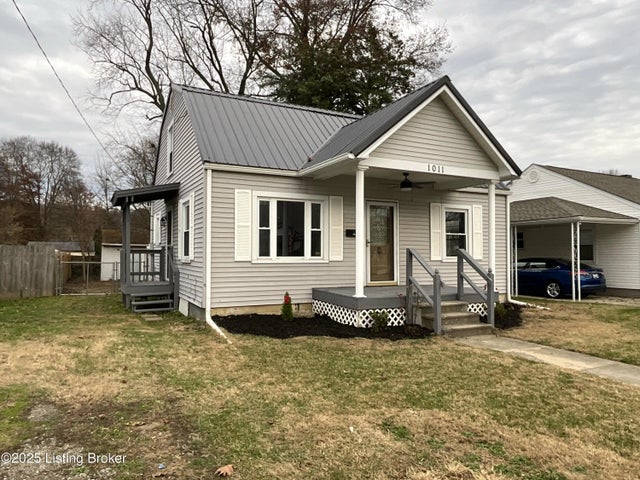 1011 7th St, Carrollton