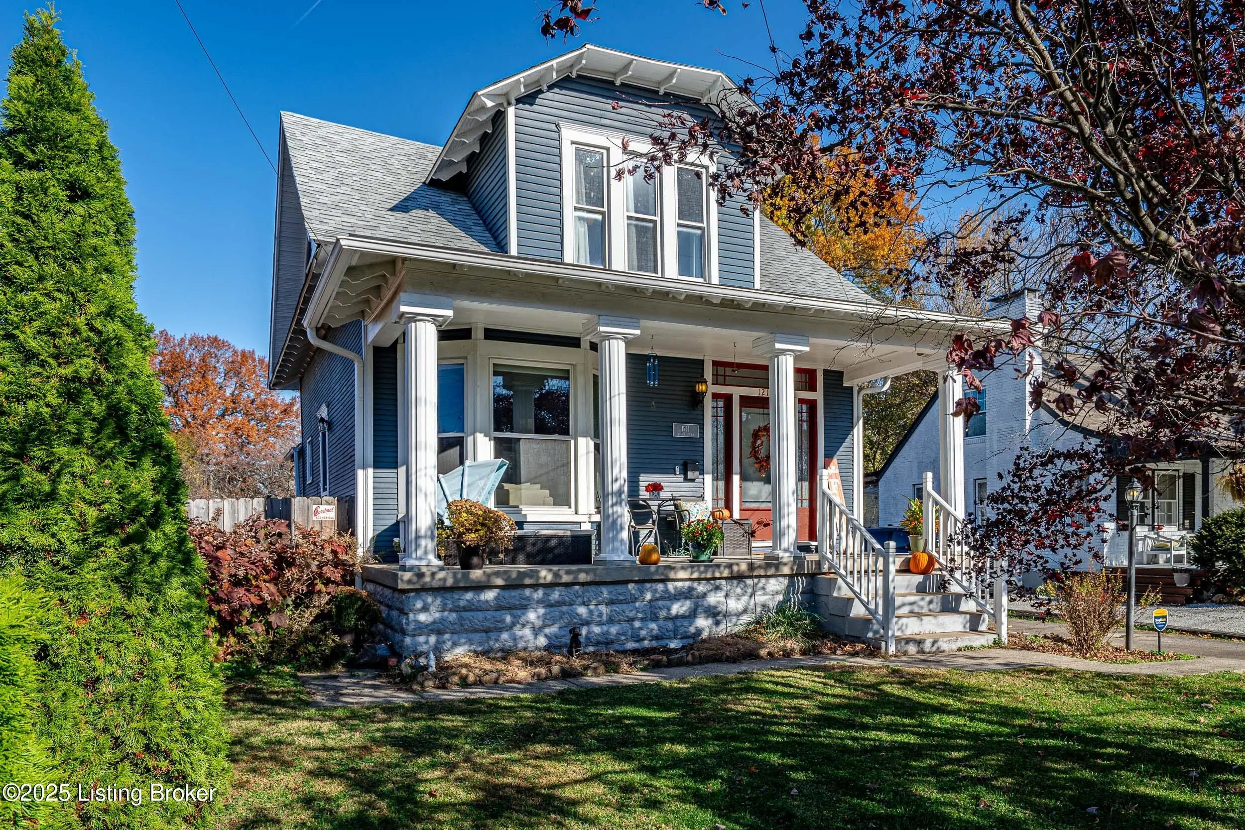 Photo of Listing #1704581