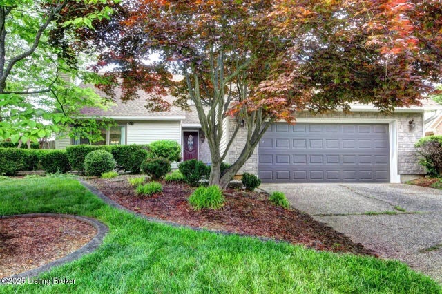 7907 Apple Valley Dr, Louisville