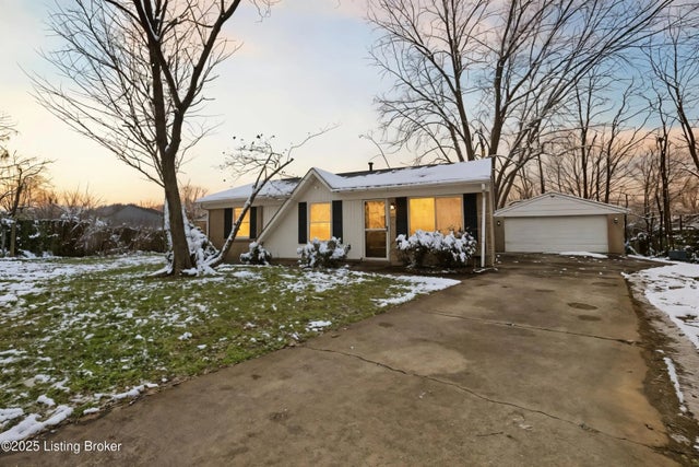 4802 Tipton Pl, Louisville