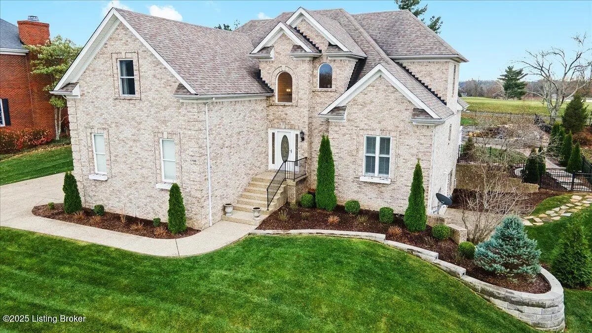 Photo of Listing #1704940