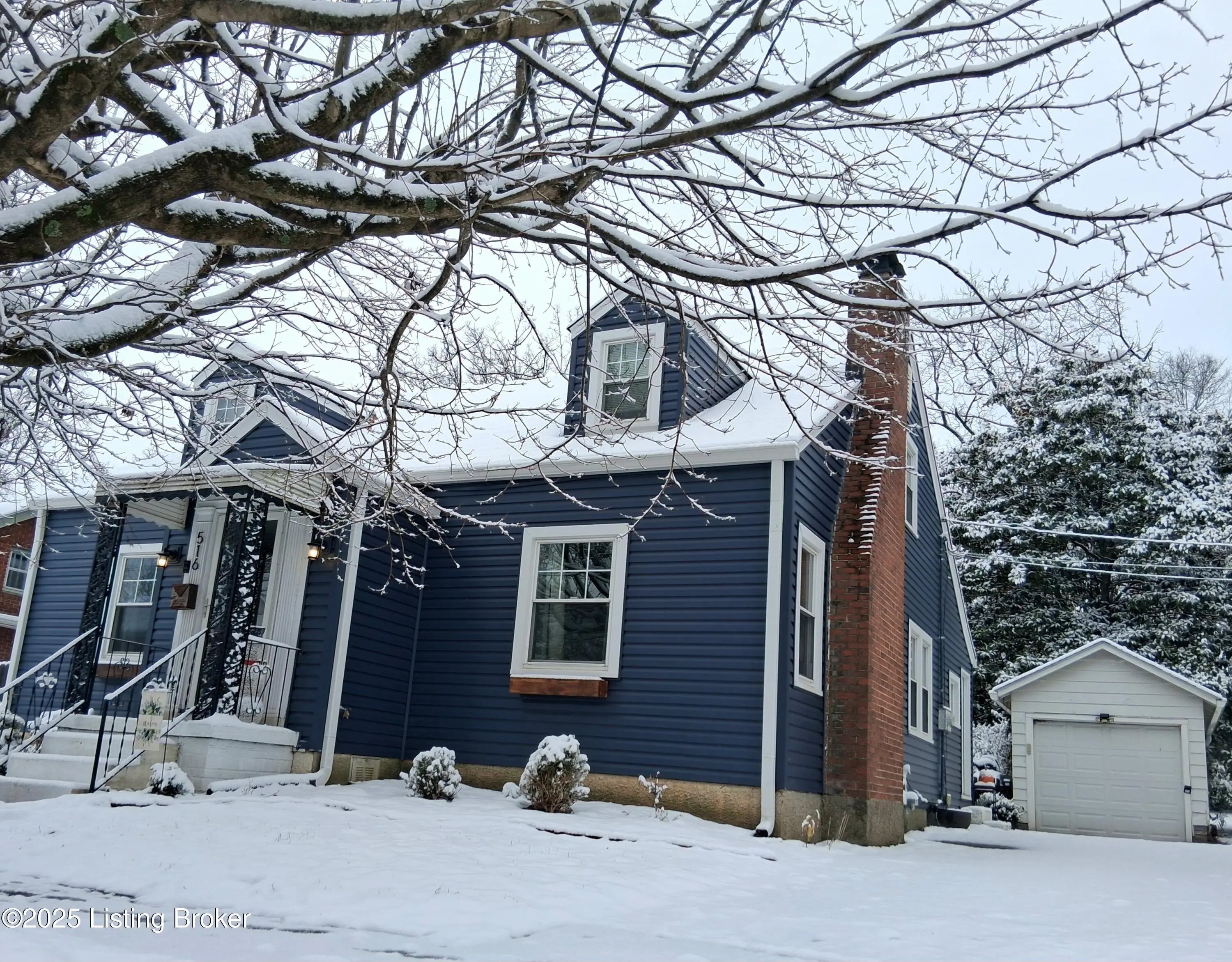 Photo of Listing #1704975