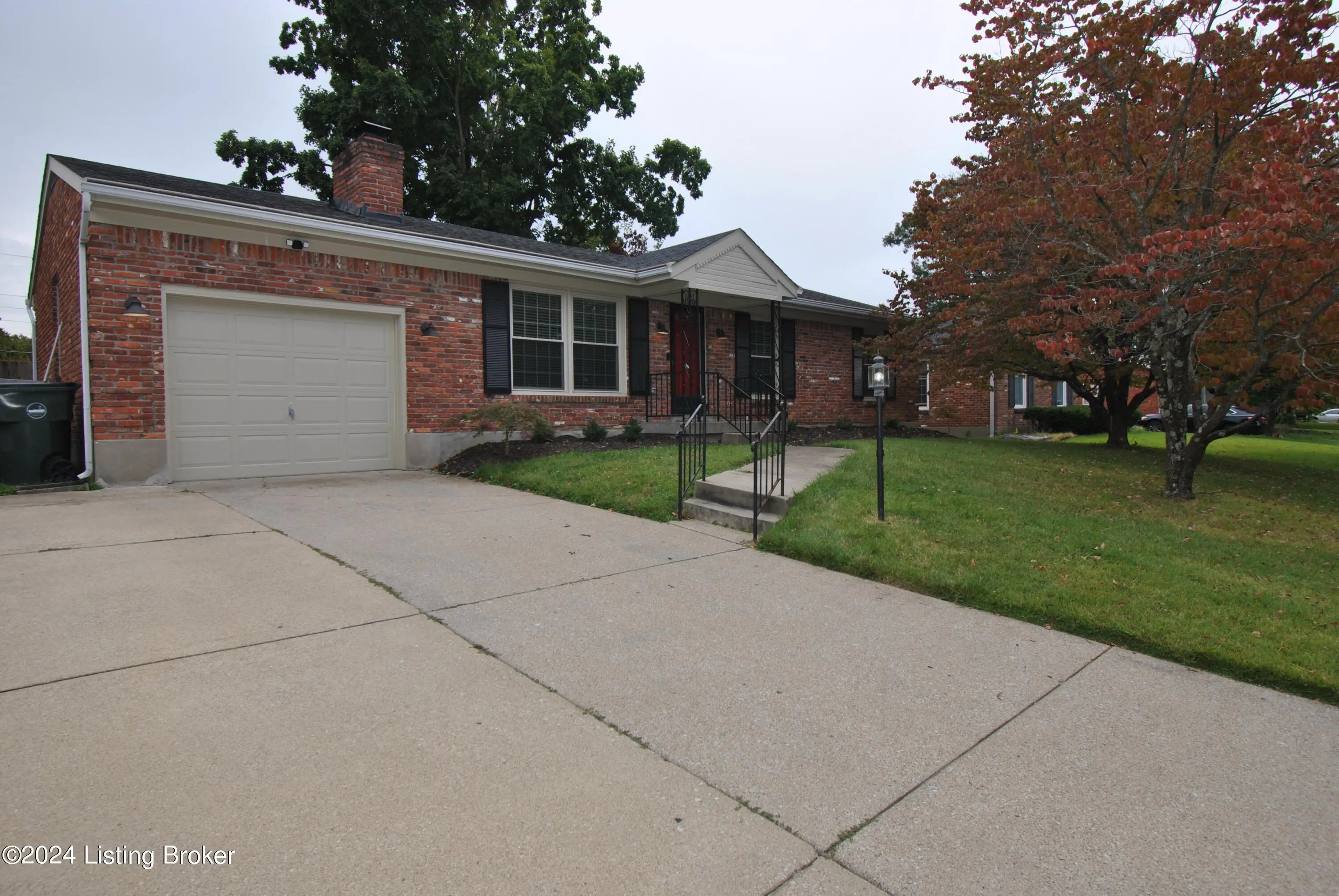 Photo of Listing #1704454