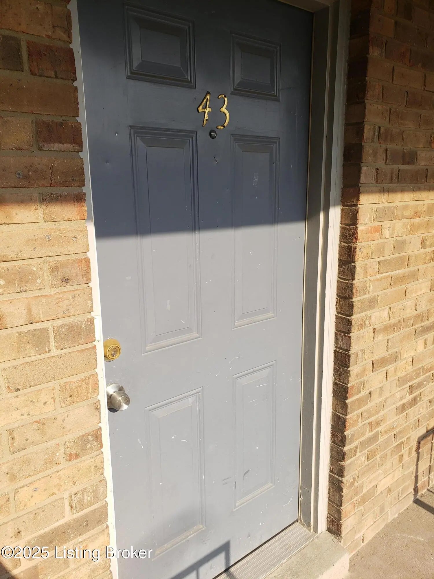 Photo of Listing #1704467