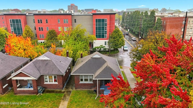 2 Eutropia Ct, Louisville