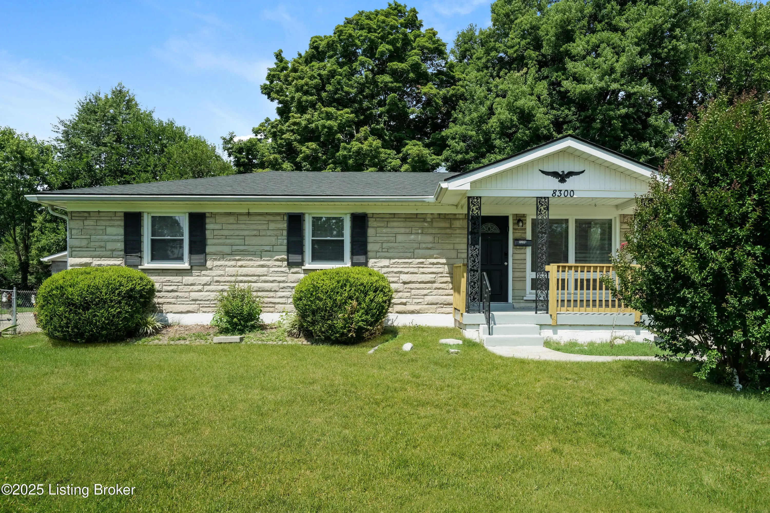 Photo of Listing #1704505