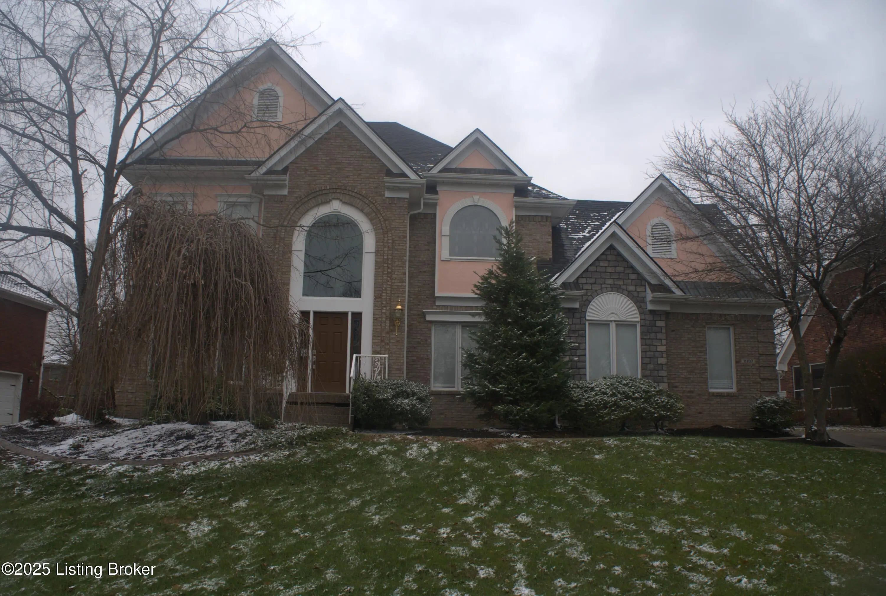 Photo of Listing #1705212