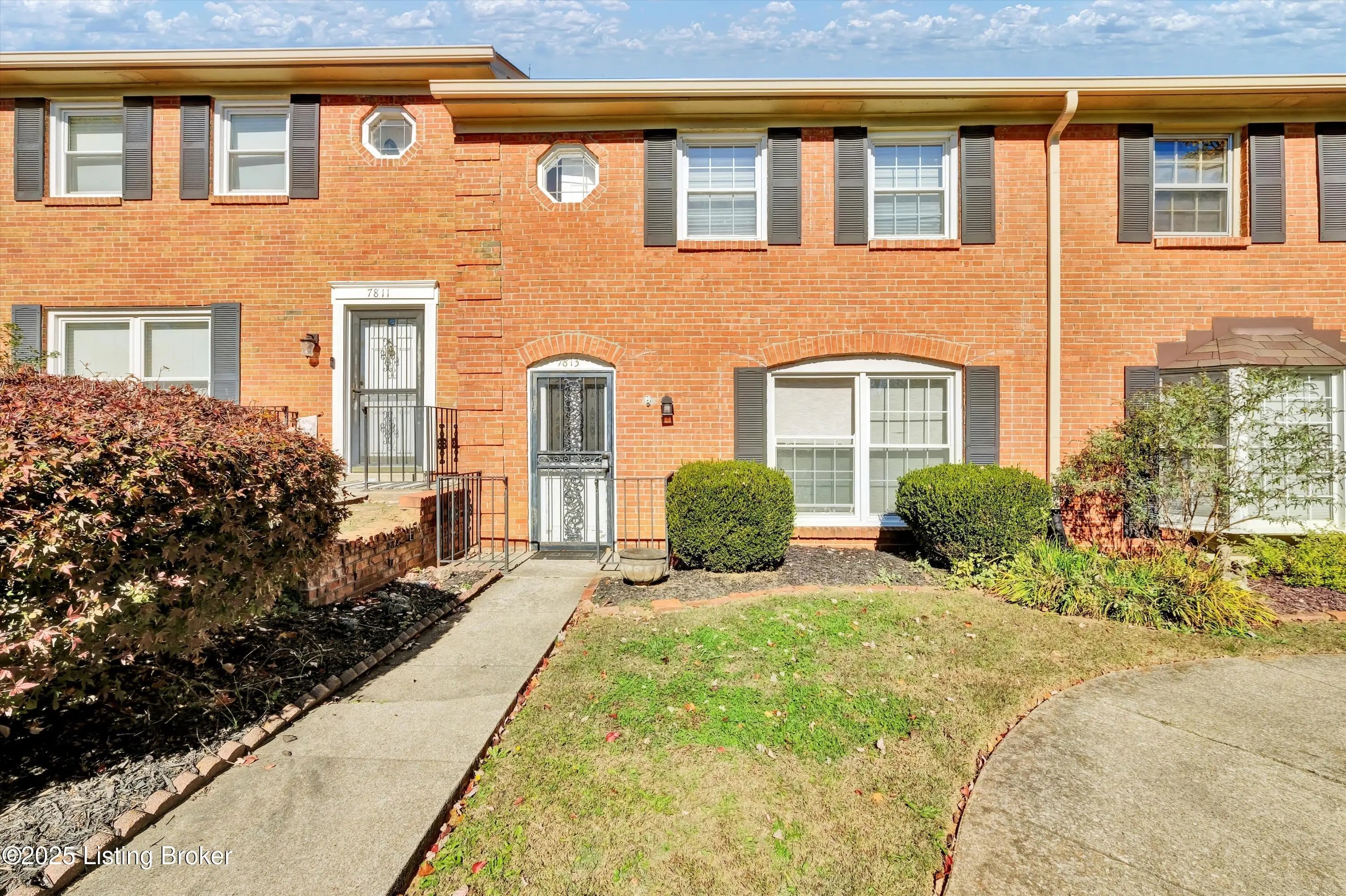 Photo of Listing #1704563